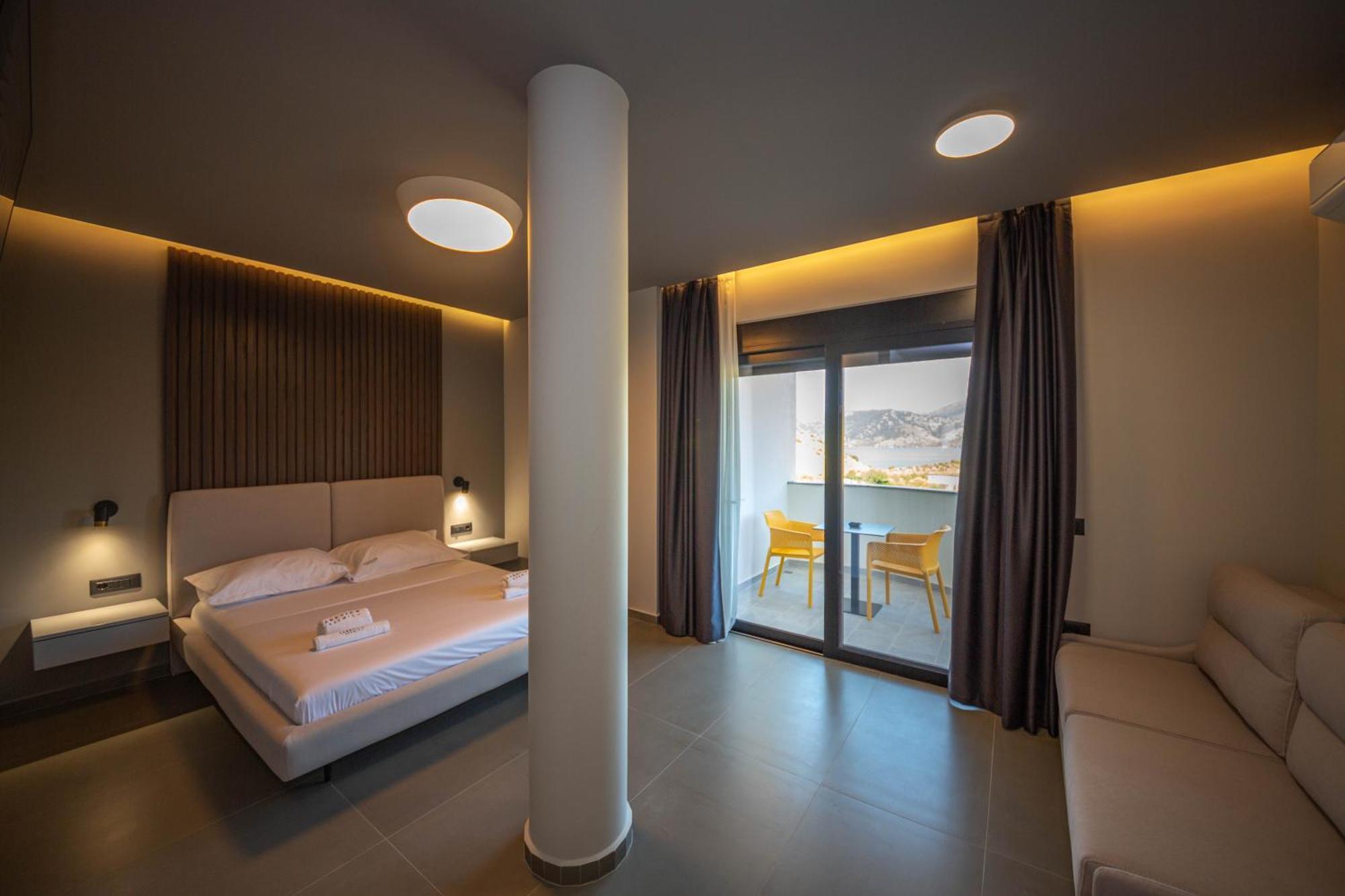 Lake View Rooms Ksamil Esterno foto