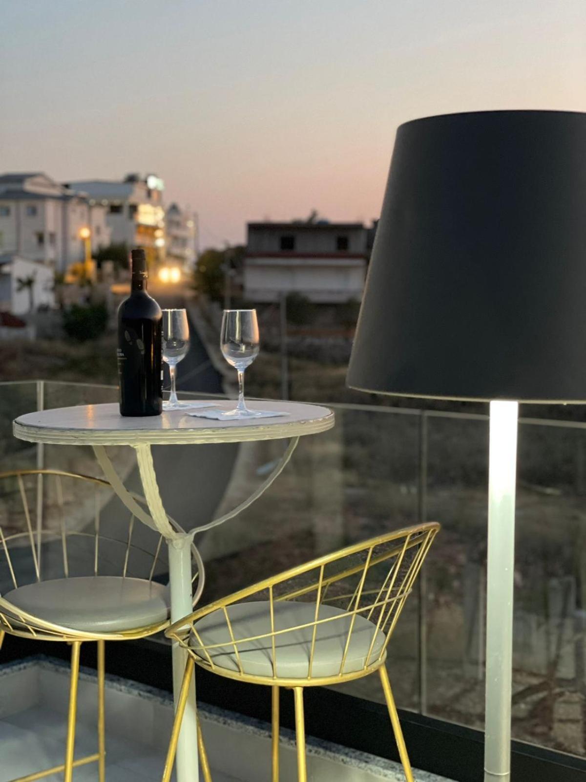 Lake View Rooms Ksamil Esterno foto